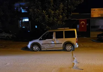 Adana'da otomobil ile motosiklet çarpıştı! 2 yaralı