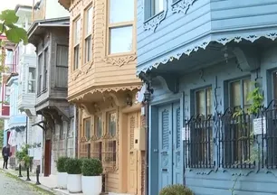 Tarihi sokaklarıyla Kuzguncuk