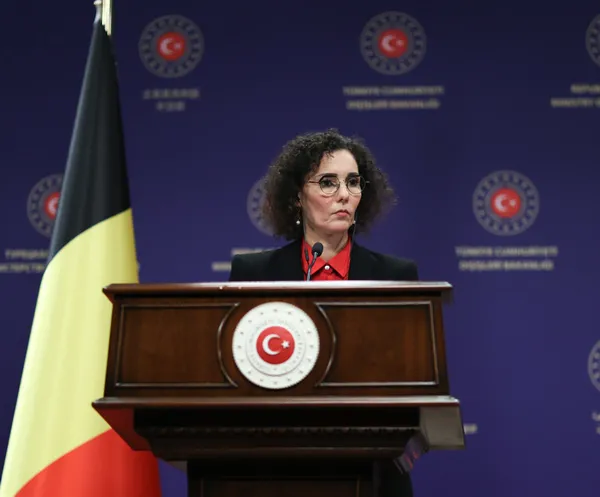 Son dakika | Bakan Çavuşoğlu’ndan Belçikalı mevkidaşına PKK tepkisi