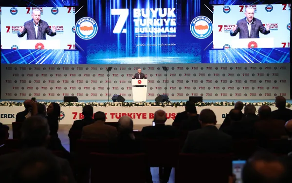 Son dakika: Başkan Erdoğan Memur-Sen Büyük Türkiye Buluşması’na katıldı! Asgari ücret ve 3600 ek gösterge açıklaması