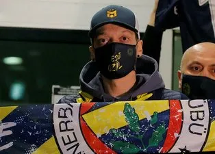 Son dakika Fenerbahçe haberleri | Erol Bulut'tan flaş Mesut Özil kararı! Ne zaman kadroya girecek?