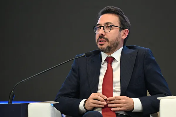 Katil İsrail dur durak bilmiyor! Gazze’de AA kameramanı Muntasır es-Savvaf’ı katletti