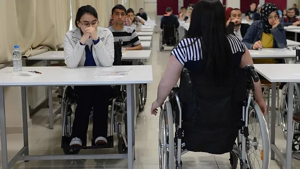 tarih-aciklandi-ekpss-tercih-sonuclari-ne-zaman-aciklanacak-2022-engelli-memur-atama-kura-cekimi-ne-zaman-1643807811259.jpg Tarih açıklandı! EKPSS tercih sonuçları ne zaman açıklanacak? 2022 engelli memur atama kura çekimi ne zaman? - 3