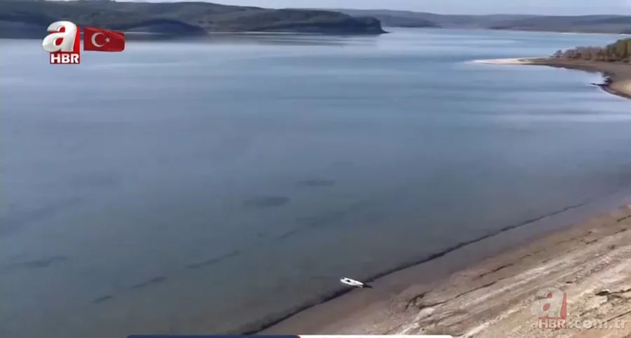 Terkos Gölü'nde kuraklığın acı bilançosu! Sular çekildi tekneler karaya oturdu 10