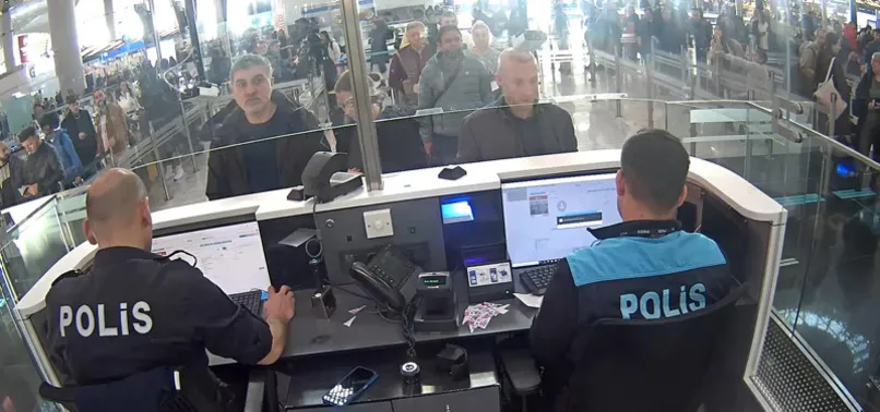 Adıyaman'da yıkılan apartmanın müteahhidi yurt dışına kaçarken yakalandı