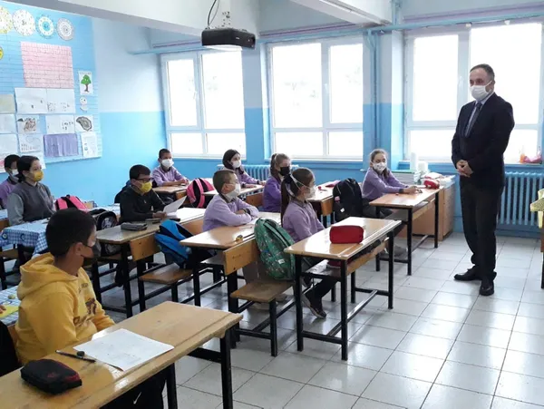 1622954140157.jpg Öğrencilerin LGS heyecanı! LGS sonuçları ne zaman açıklanacak? Puanlar nasıl hesaplanacak? İşte LGS ile ilgili merak edilenler - 3