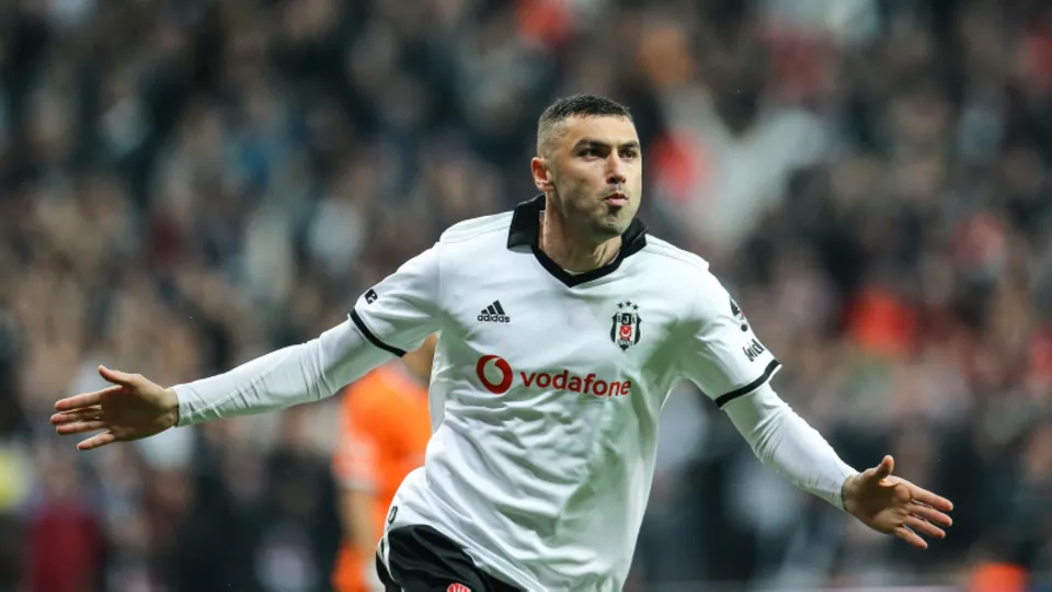 Burak Yılmaz kararını verdi!
