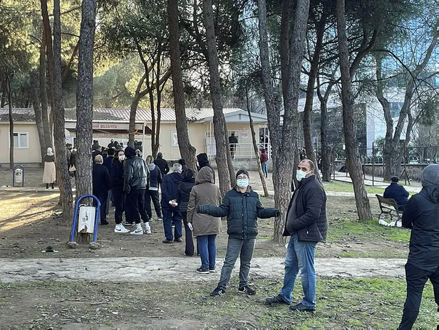 Bilim Kurulu son dakika: Yasaklar geri gelecek mi? 2022’de kısıtlama olacak mı? 60 yaş üstü, 18 yaş altı...