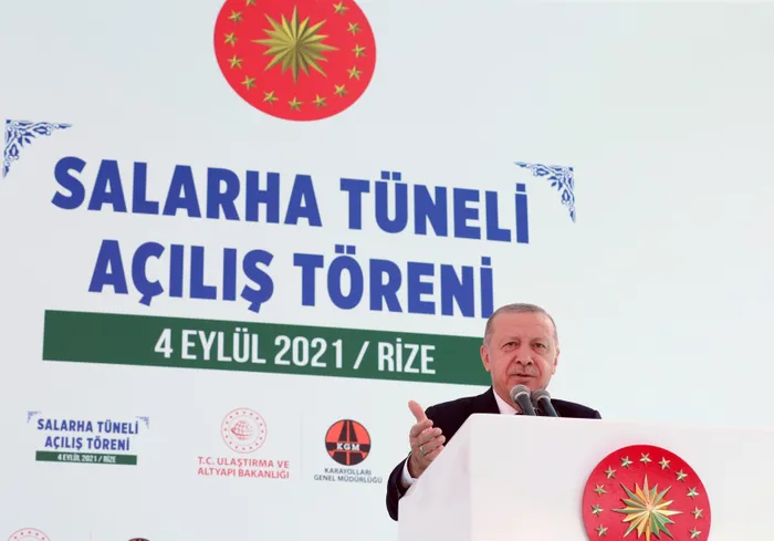 70 yıllık hayal gerçek oldu! Başkan Erdoğan Salarha Tüneli’ni hizmete açtı