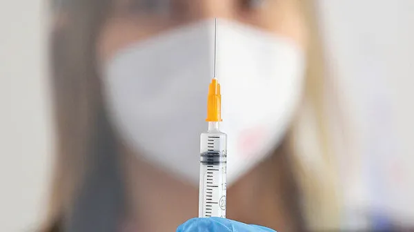 Türkiye’de görülen Omicron varyantı nedir? Omicron hangi şehirlerde görüldü? Omicron hastalarının son durumu ne? Belirtileri neler?