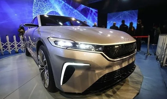 Bakan Varank tarih verdi! Yerli otomobil için flaş açıklama