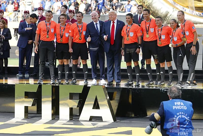 FIFA finalinde ilginç anlar: Trump beklediği ilgiyi bulamadı! Defalarca yuhalandı 10