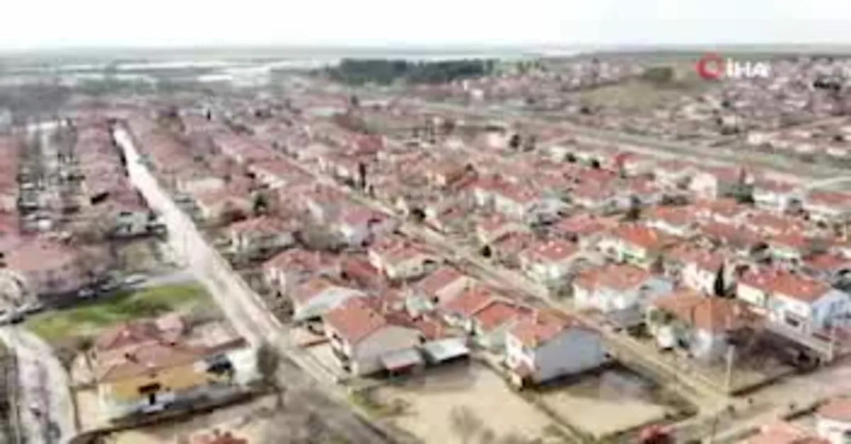 Kırklareli sular altında kaldı! Ev sahipleri gözyaşlarını tutamadı