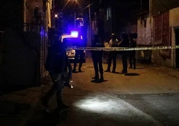 Silahlı saldırganlar 2 çocuğu yaraladı