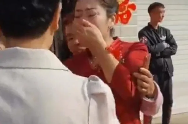 Akıllara durgunluk veren olay! Gelini 20 yıl önce kaybettiği kızı çıktı