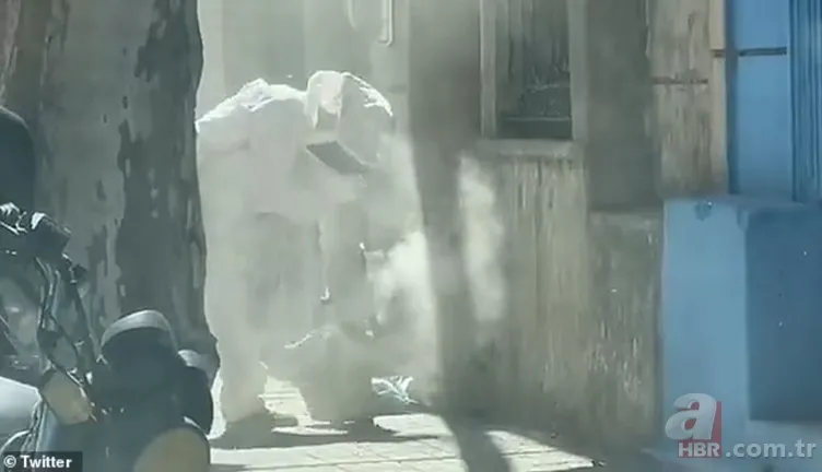 Sürü halinde ortaya çıkıp saldırdılar! İnsanlar araçlarını olduğu yerde bırakıp kaçıştı… 7