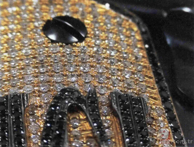 Saçını traş edip bıyığını kestiler! Kimliği şoke etti... 20