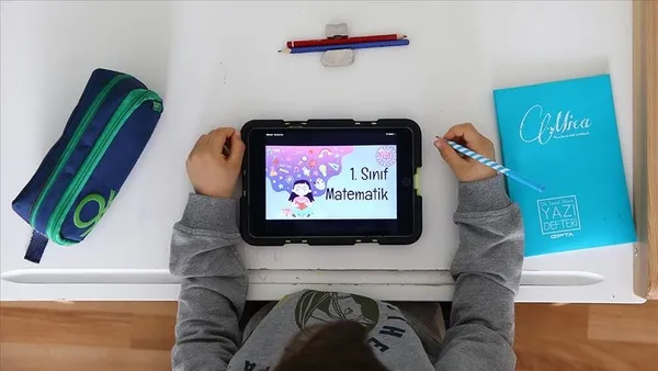 Milli Eğitim Bakanı Ziya Selçuk'tan tablet bilgisayar dağıtımı açıklaması: 4. faz başladı - 1