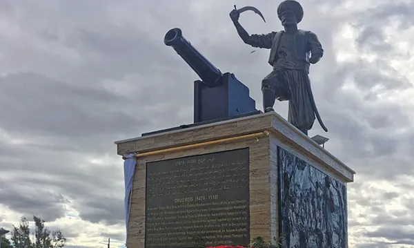 engin-altan-duzyatan-barbaroslarda-kimi-oynuyor-oruc-reis-kimdir-tarihteki-yeri-nedir-oruc-reis-nasil-oldu-1631793237382.jpg Engin Altan Düzyatan Barbaroslar’da kimi oynuyor? Oruç Reis kimdir, tarihteki yeri nedir? Oruç Reis nasıl öldü? - 2