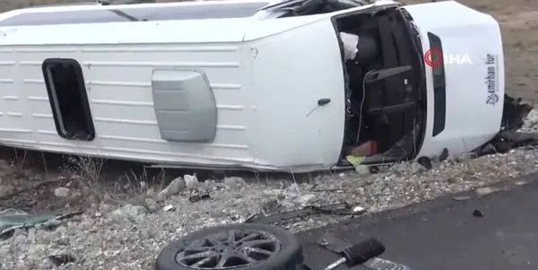 Son dakika: Aksaray'da feci kaza! Çok sayıda yaralı var - 1