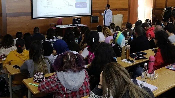 Meclis’in yılbaşı mesaisi öğrenci affı olacak! YÖK’ten yeşil ışık