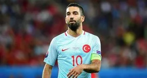 Arda Turan sabaha karşı bu mesajı paylaştı!