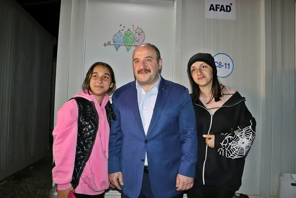 Sanayi ve Teknoloji Bakanı Mustafa Varank’tan muhalefete yalan siyaset tepkisi! Çok ağır ifadeleri hak ediyor