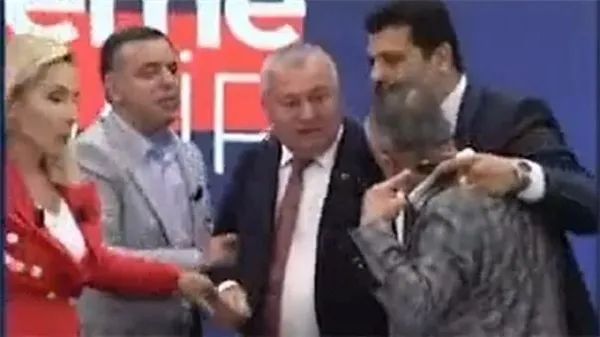 Cemal Enginyurt’un koruması Emrah Topal tutuklandı