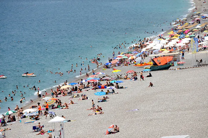 1718520550933.jpg Kurban Bayramında hava nasıl olacak? Meteoroloji haritaları güncellendi! O illerde yağış bekleniyor... - 1