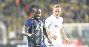 Victor Moses devreyi kapattı
