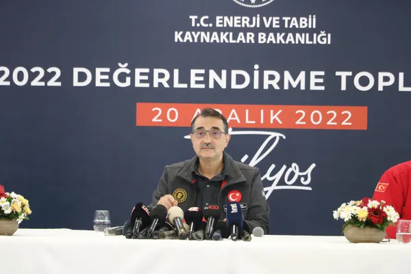 Enerji ve Tabii Kaynaklar Bakanı Fatih Dönmez "Arkadaşlar ümitli diyerek" duyurdu: Sismik çalışmalarımıza devam ediyoruz! Yeni keşifler gelebilir - 1