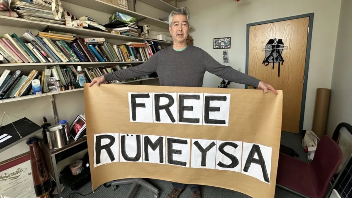 ABD'li profesörden Rümeysa Öztürk'e destek için açlık grevi!