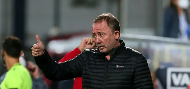 Beşiktaş’ın Ajax maçı kamp kadrosu belli oldu! Sergen Yalçın seçimini yaptı