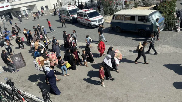 1698423914660.jpg İsrail yeni katliama hazırlanıyor! Şifa Hastanesinin çevresini bombalayıp hastaneyi boşaltın uyarısı yaptı - 3