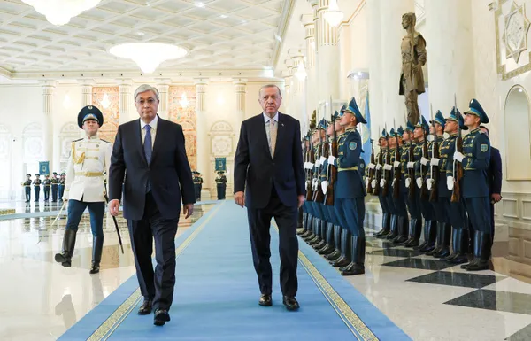 son-dakika-astanada-baskan-erdogan-putin-zirvesi-stratejik-iliskilerde-somut-adimlar-atilacak-50ye-yakin-heyet-1665581758384.jpg Son dakika: Astana'da Başkan Erdoğan-Putin zirvesi: Stratejik ilişkilerde somut adımlar atılacak | 50'ye yakın heyet katılacak - 2