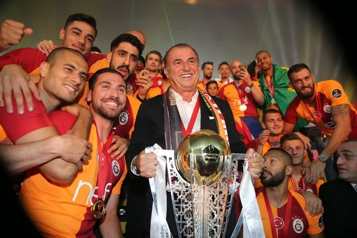 Galatasaray’ın gözü zirvede! Hem ezeli rakiplerini hem Avrupa devlerini solladılar