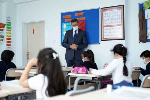 Son dakika | Milli Eğitim Bakanı Ziya Selçuk aşılanan öğretmen sayısını açıkladı - 5