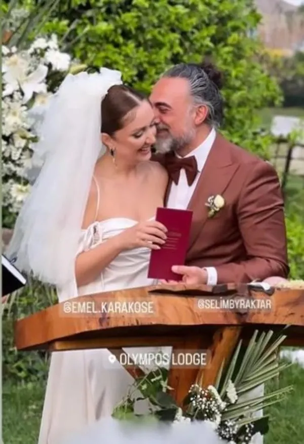 selim-bayraktar-ile-emel-karakose-mutluluga-evet-dedi-evlendi-iste-ilk-kareler-1683015499004.jpeg Selim Bayraktar ile Emel Karaköse mutluluğa ‘evet’ dedi! İşte ilk kareler - 5