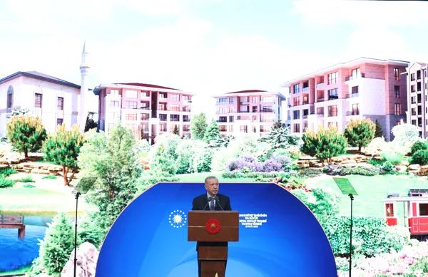 son-dakika-toki-sosyal-konut-projesinde-tarihi-gun-baskan-erdogan-ucuz-konutun-detaylarini-acikliyor-iste-basv-1663070934804.jpg Son dakika: TOKİ sosyal konut projesinde tarihi gün! Başkan Erdoğan ucuz konutun detaylarını açıklıyor | İşte başvuru şartları - 9