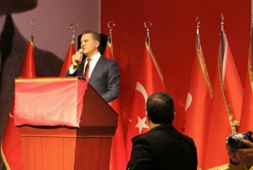 İYİ Parti’den FETÖ’cü Kavuncu’yu ifşa ettiği için atılan Ümit Özdağ parti kuracak iddiası