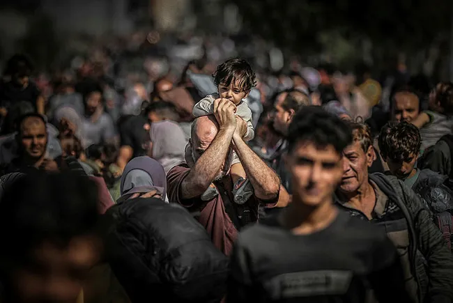 israil-gazzede-cocuklarda-savasinda-36-gun-a-haber-savas-bolgesinde-1699686020069.jpg İsrail Gazze’de çocuklarda savaşında 36. gün! A Haber savaş bölgesinde - 1