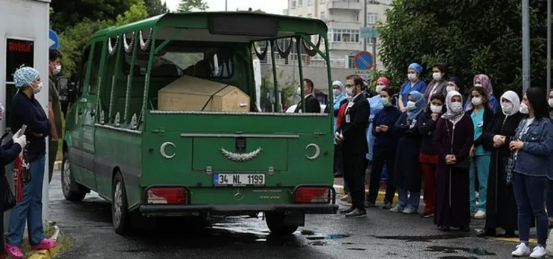 TÜRKİYE DİLEK HEMŞİREYİ GÖZYAŞLARI İÇİNDE UĞURLANDI