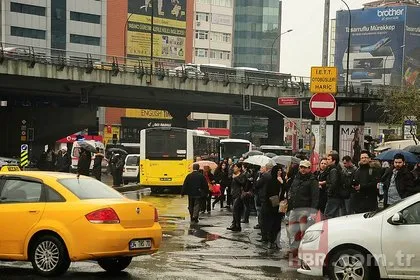İstanbul’da 22 ilçede elektrik kesintisi! O bölgelerde yaşayanlar dikkat! Gece saatlerinde başlıyor...