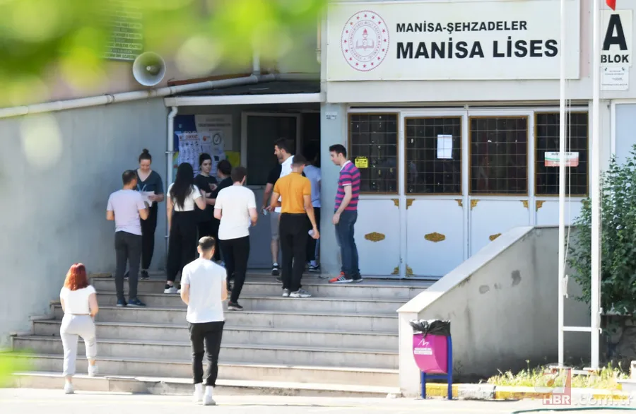 YKS’de hangi eşyalar yasak? AYT-YDT protez tırnak, oje, küpe, kemer, akbil ve başörtü iğnesi serbest mi? 2