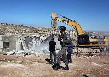 İsrail Batı Şeria'da 2 ev daha yıktı