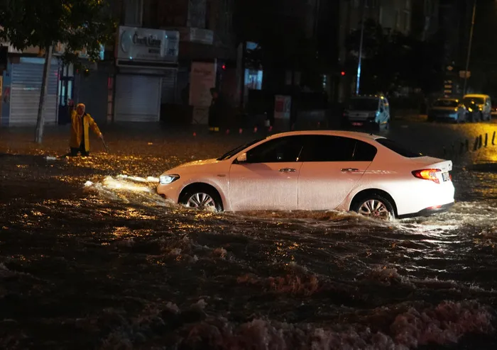Meteoroloji hava durumu | İstanbul'da sağanak yağış başladı! Ne kadar sürecek? - 8