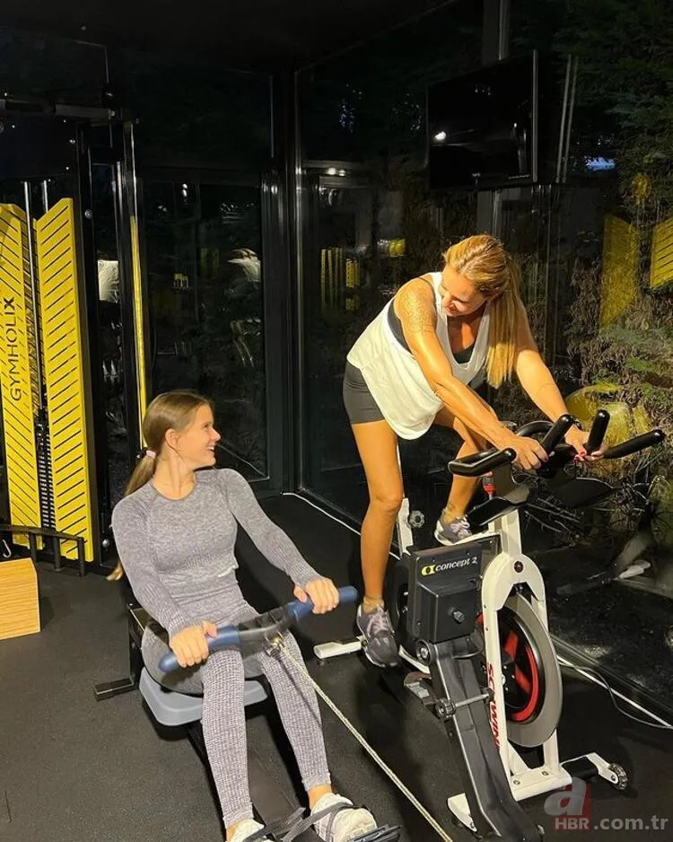 Mustafa Sandal’ın eşi Melis Sandal’ın paylaşımı sosyal medyayı kırdı geçti! “Kim demiş erkek adam emzirmez diye” 8