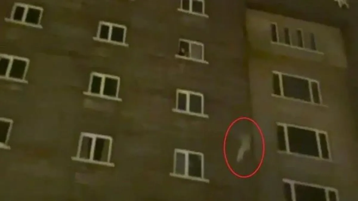 Bolu'daki otel yangınından yeni görüntü! Panikle camdan atlama anları kamerada