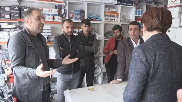 iyi-parti-lideri-meral-aksener-siirtte-burasi-kurdistan-narasi-atan-bolucuye-haddini-bildiremedi-1635460109276.jpeg İYİ Parti Genel Başkanı Akşener ''Burası Kürdistan'' diyen teröriste ağzının payını veremedi - 2