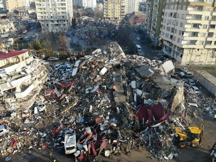 A Haber drone kamerasından DEPREM bölgesi! Facianın boyutunu gözler önüne seren dehşet verici görüntüler